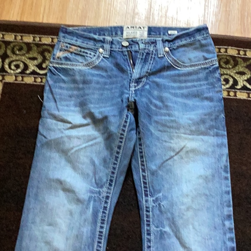 Ariat Blue Relaxed boots Jeans with Classic Style